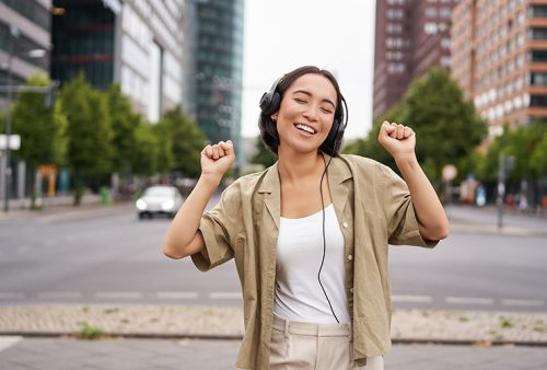 Can earphones damage your hearing